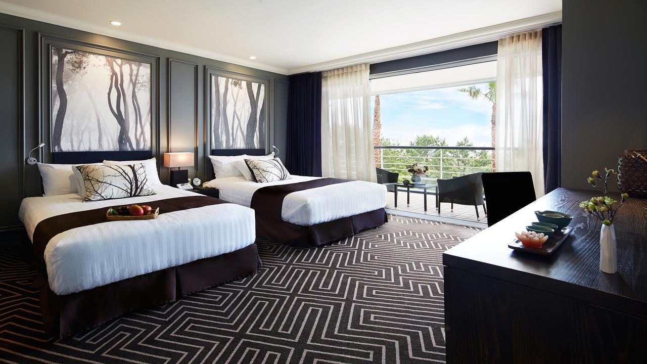 Kensington Jeju Hotel מראה חיצוני תמונה Deluxe Oceanfront