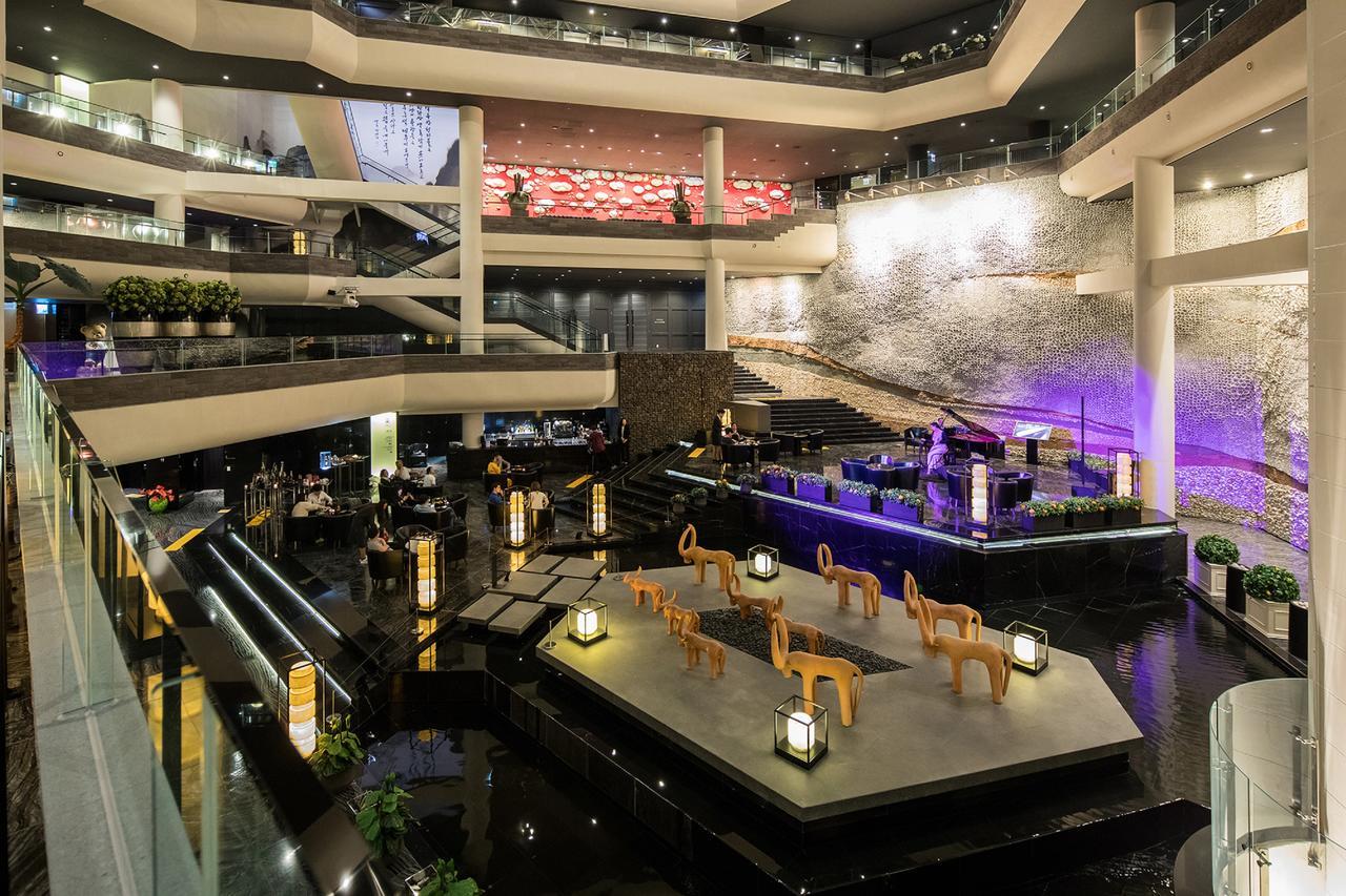 Kensington Jeju Hotel מראה חיצוני תמונה The lobby of the hotel